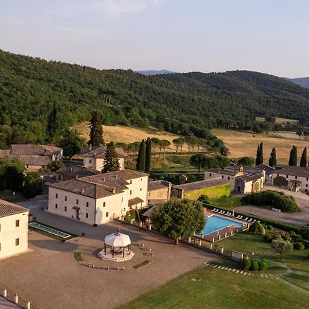 La Bagnaia Golf Resort Exterior photo