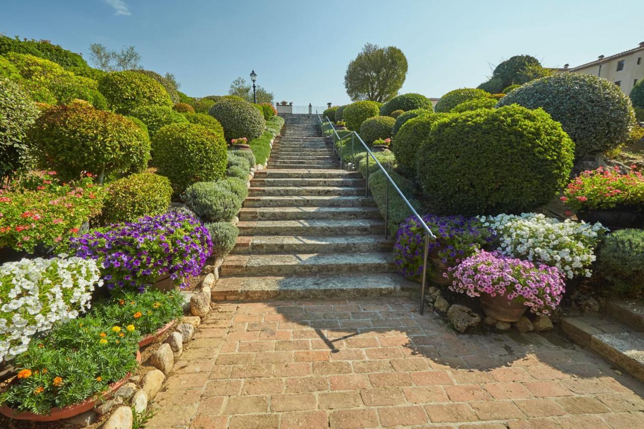 La Bagnaia Golf Resort Exterior photo